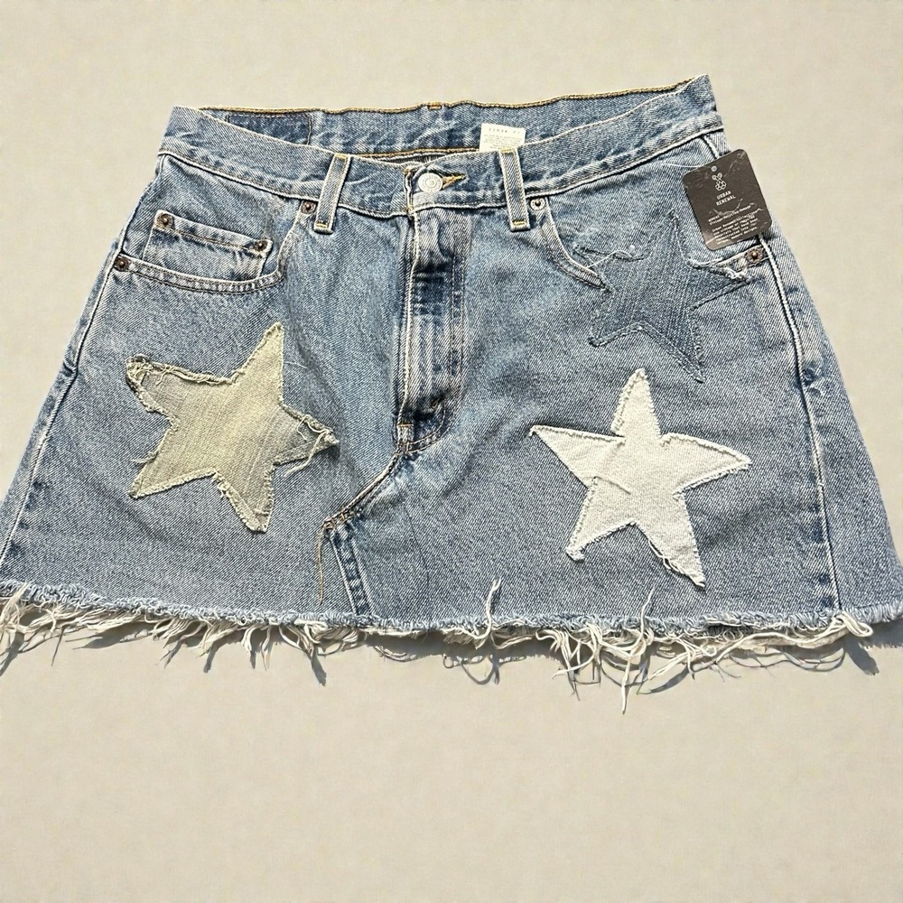 Womens Vintage Levis 569 UO Urban Renewal Star Denim Mini Skirt 30 Waist‎